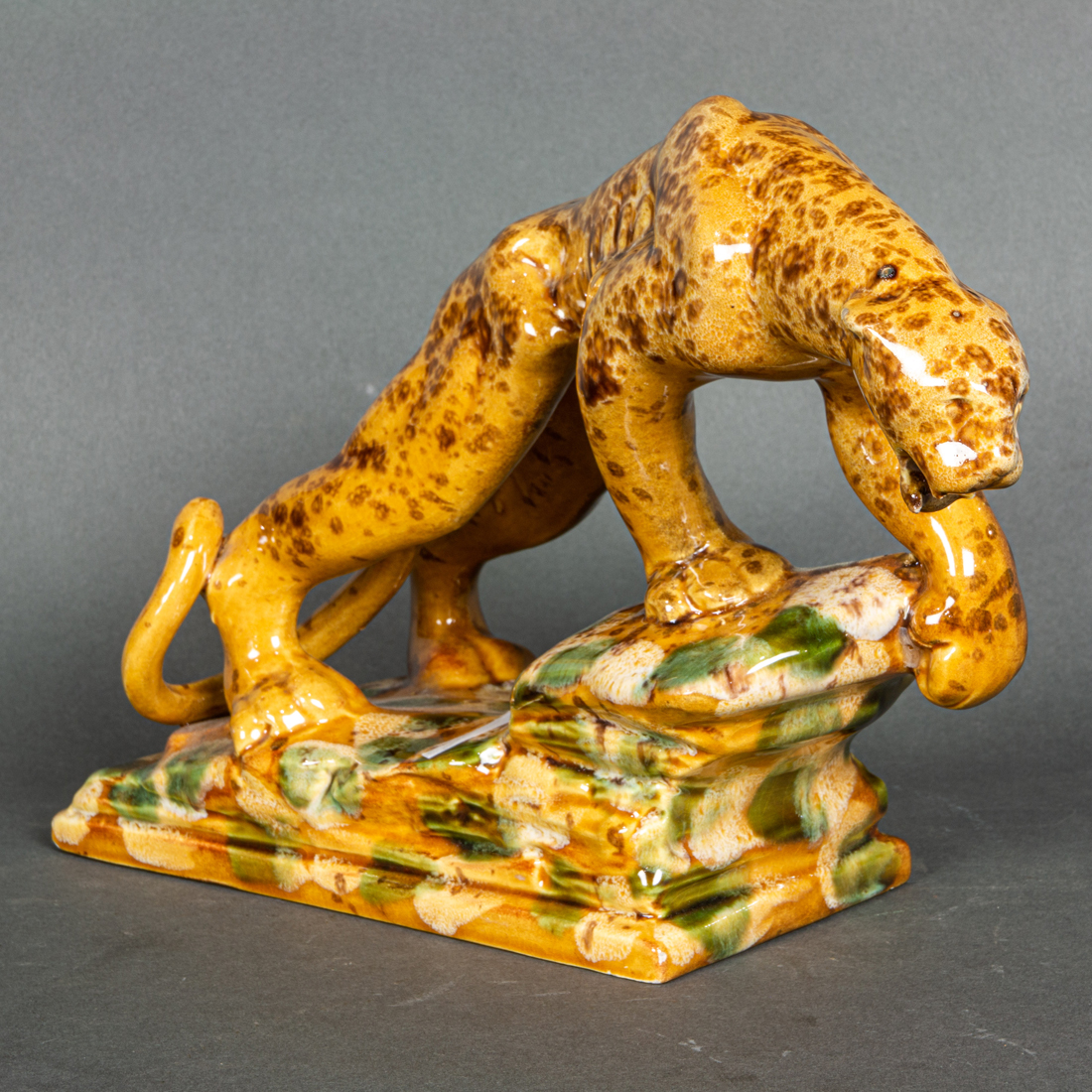 ROYAL HAEGER CERAMIC LEOPARD Royal