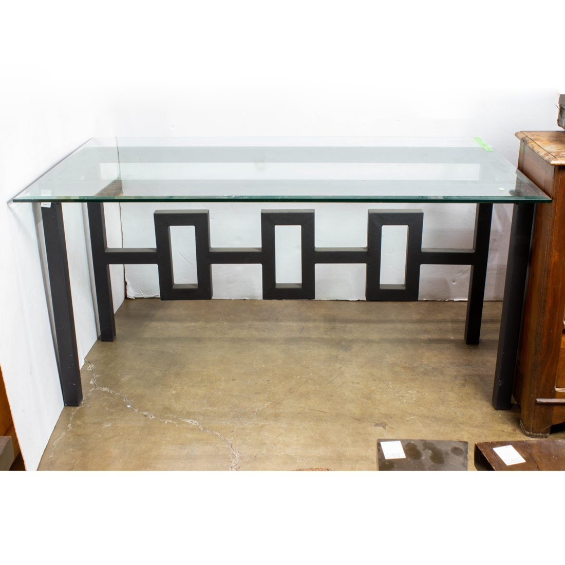 MODERN GLASS TOP TABLE WITH EBONIZED 3a149f