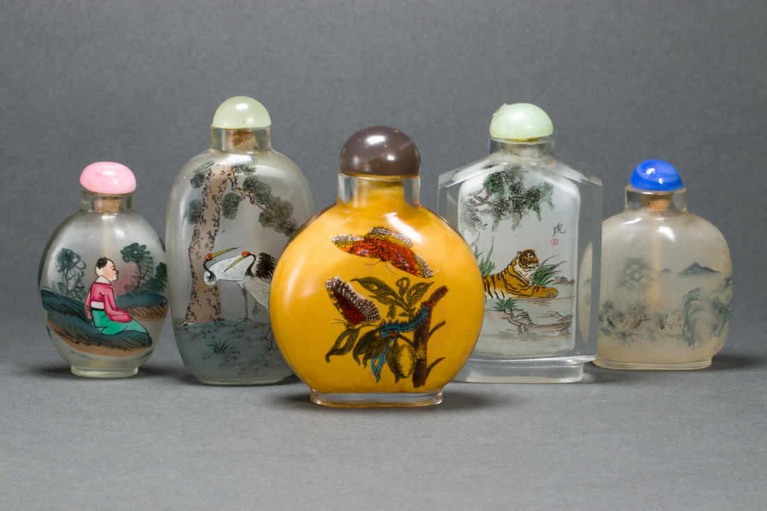 FIVE CHINESE INSIDE PAINTED GLASS 3a14e6