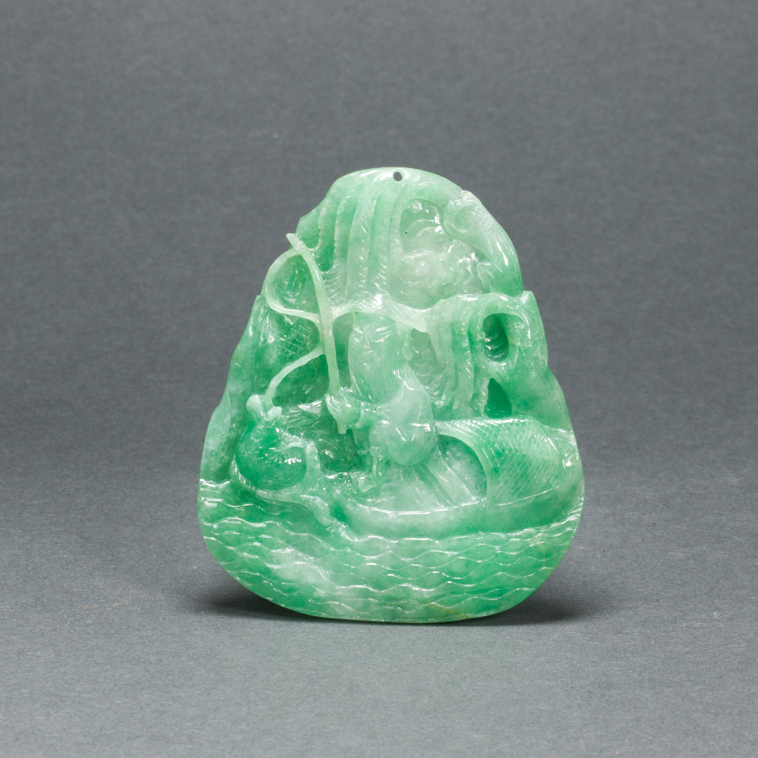 CHINESE GREEN JADEITE PENDANT Chinese 3a14f6