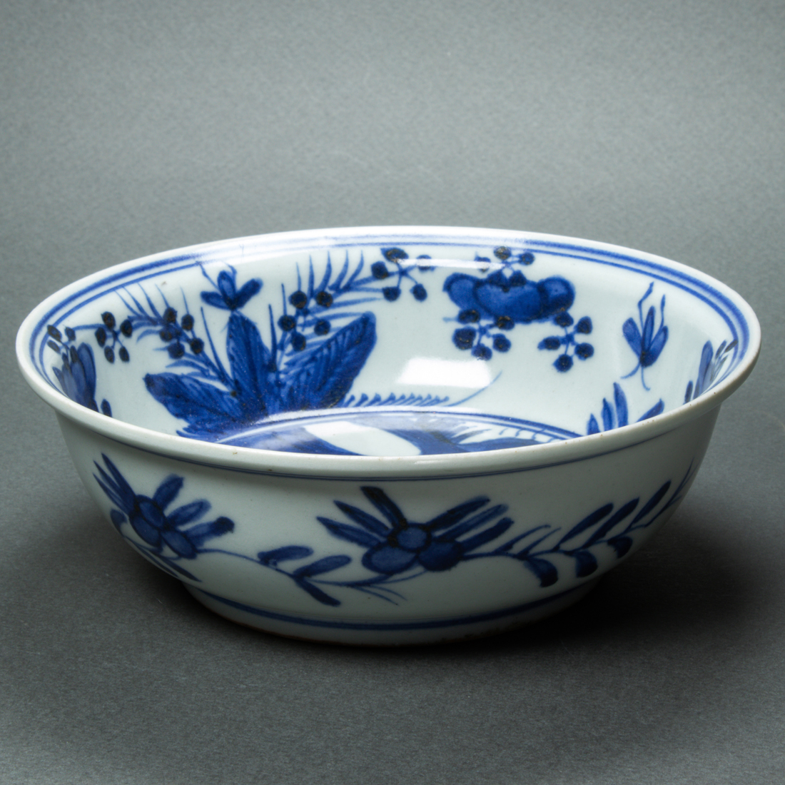 CHINESE UNDERGLAZED BLUE 'LOTUS