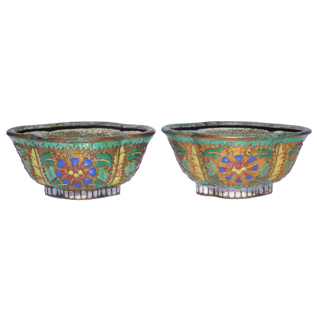 PAIR OF CHINESE PAINTED ENAMEL