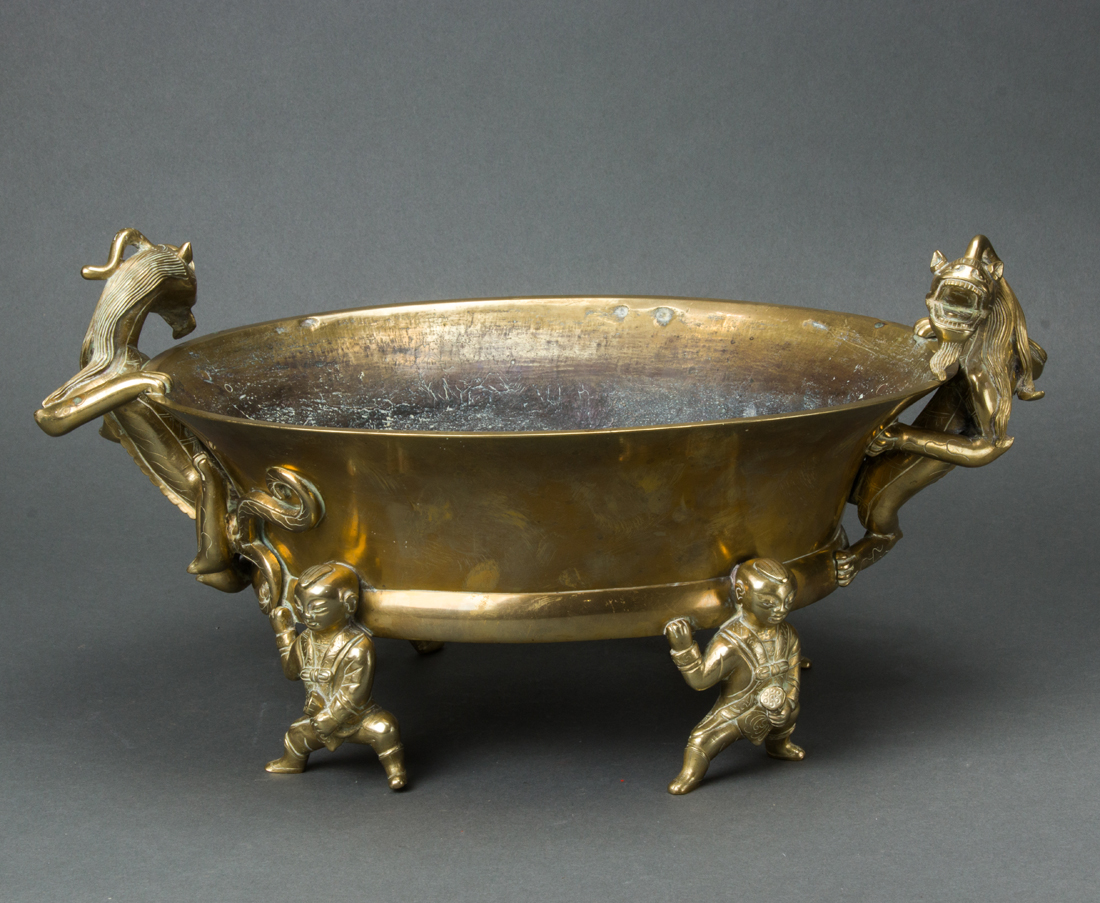 CHINESE BRONZE FOOTED CENSER Chinese 3a1560