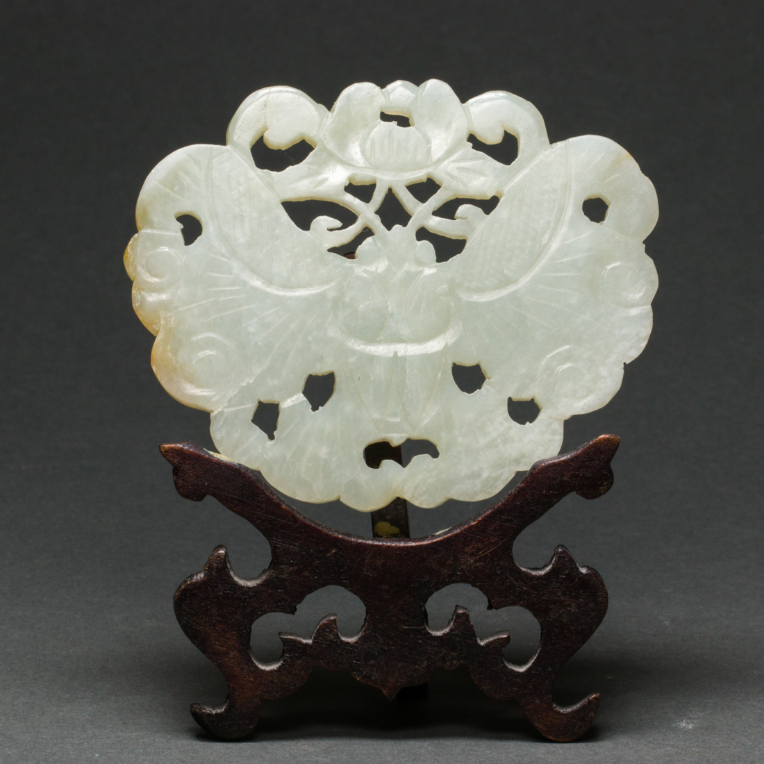 CHINESE CELADON JADE OPENWORK BUTTERFLY  3a15c4