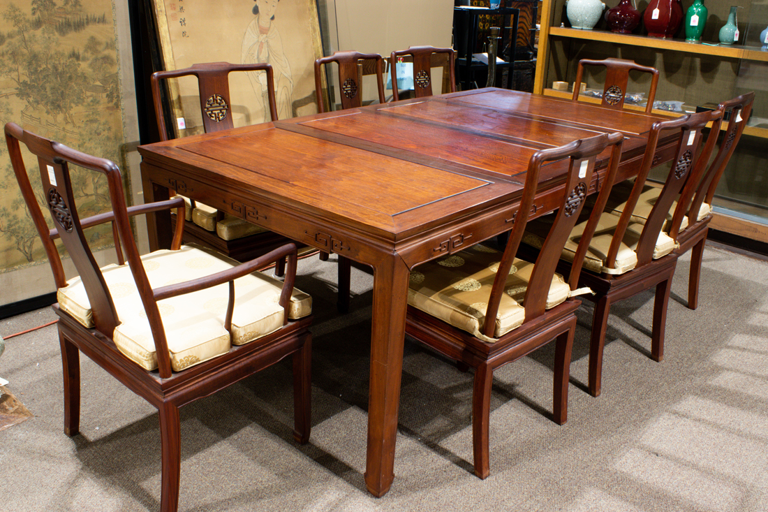 CHINESE STYLE HARDWOOD DINING SUITE 3a15ff