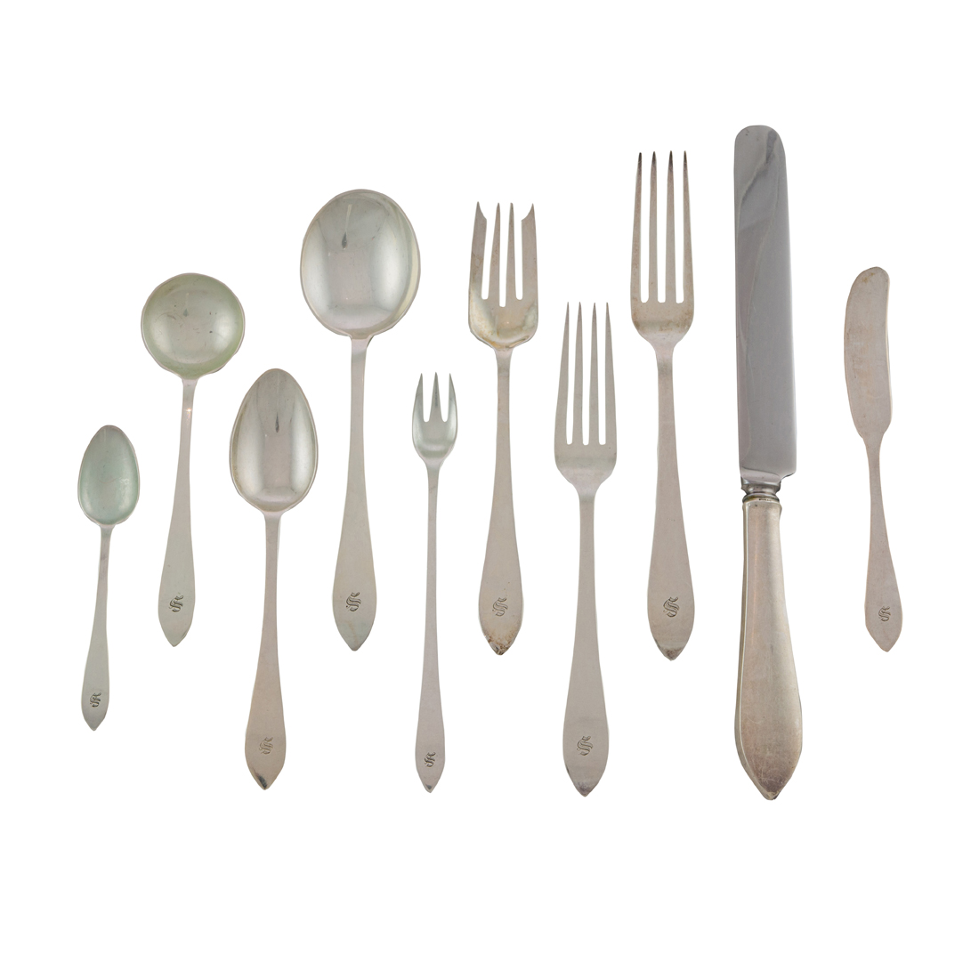 A 142 PC TIFFANY STERLING FLATWARE 3a1630