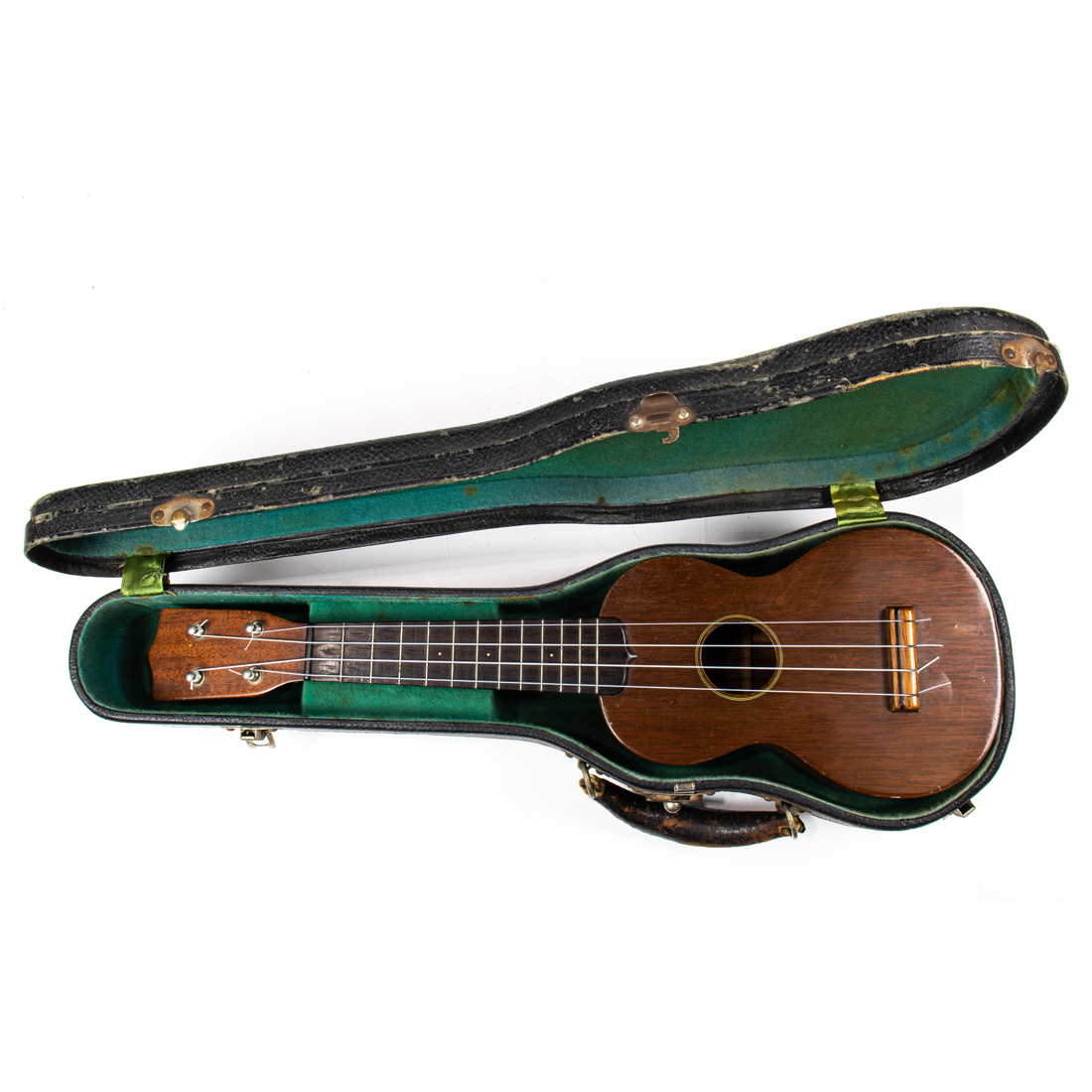 A C.F. MARTIN NAZARETH, PA UKULELE A