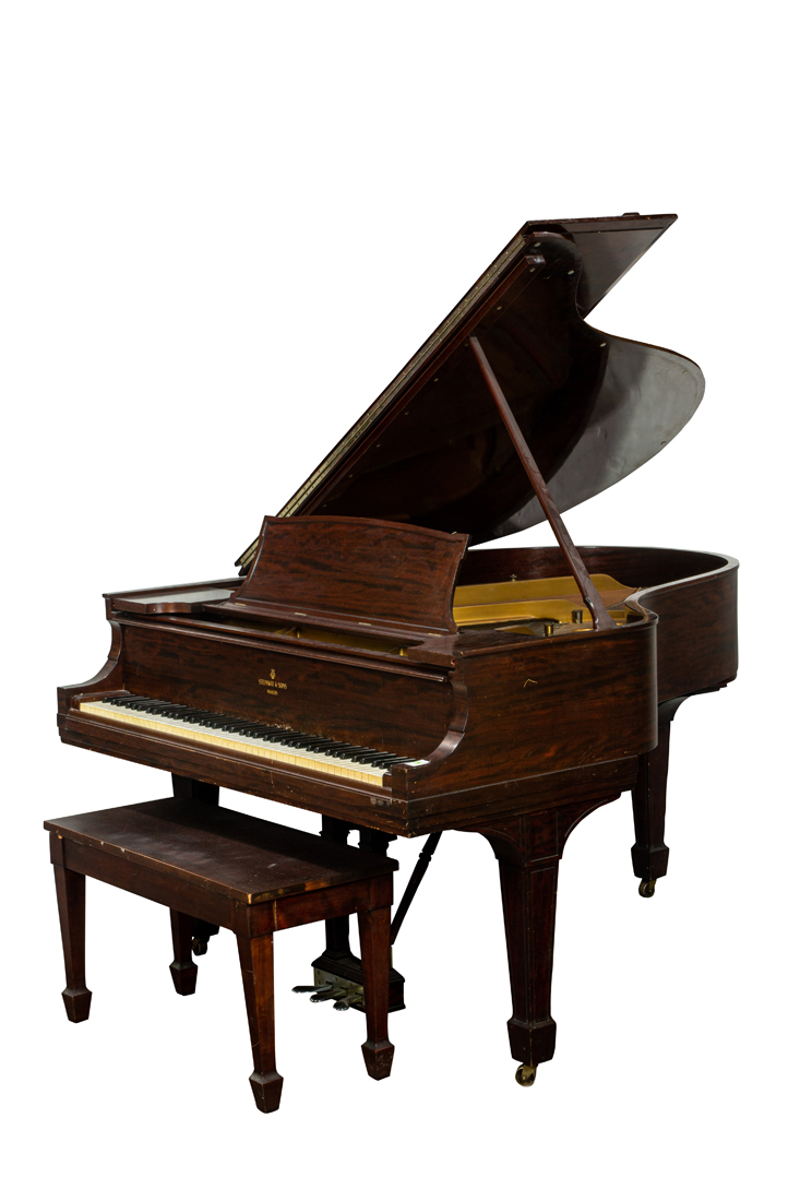 A STEINWAY MODEL O PIANO CIRCA 1915