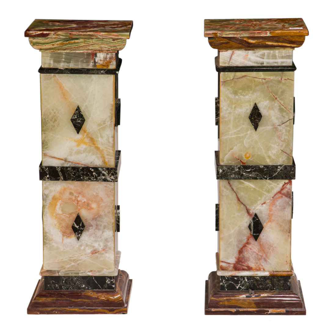 A PAIR OF CLASSICAL STYLE MARBLE 3a177a