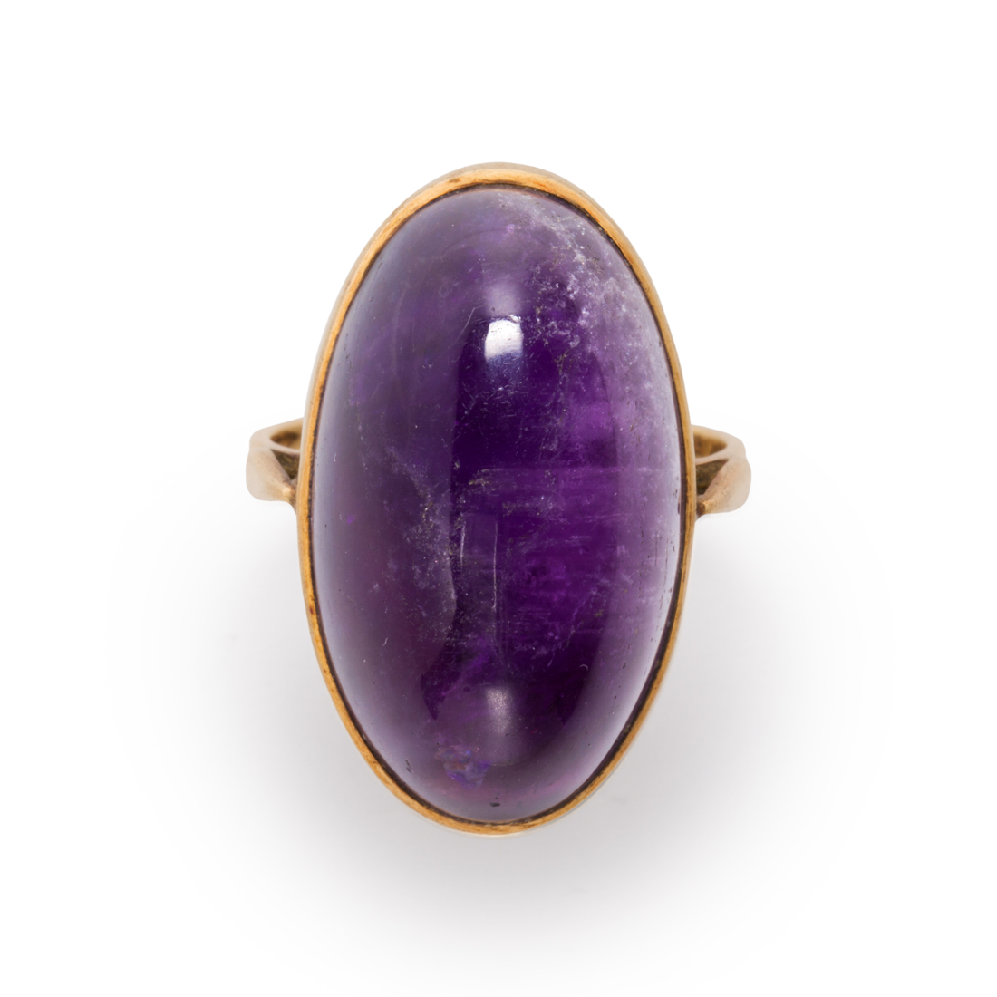 AN AMETHYST AND NINE KARAT GOLD