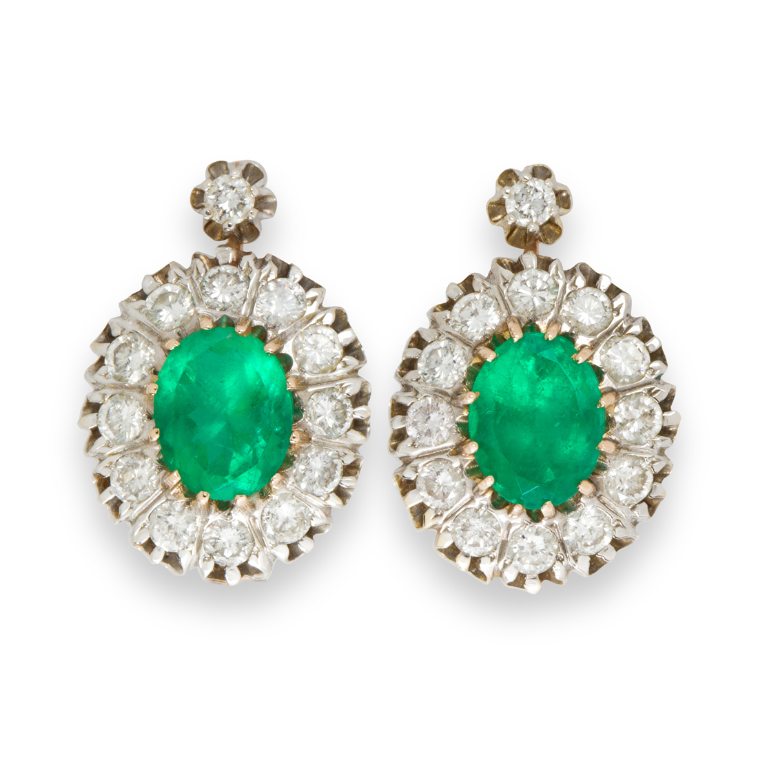 A PAIR OF EMERALD AND FOURTEEN 3a1891