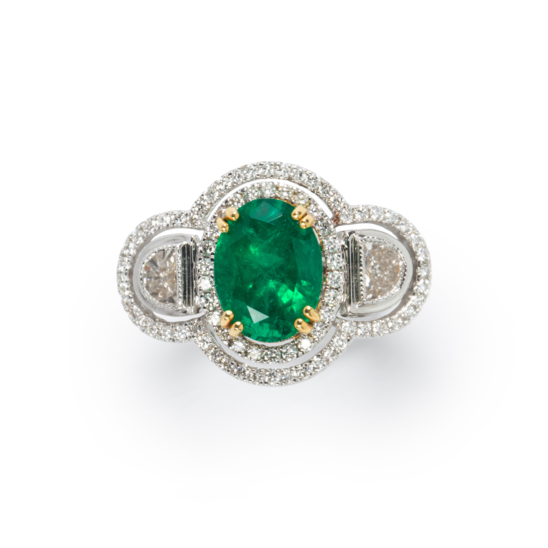 AN EMERALD DIAMOND AND EIGHTEEN 3a18a3