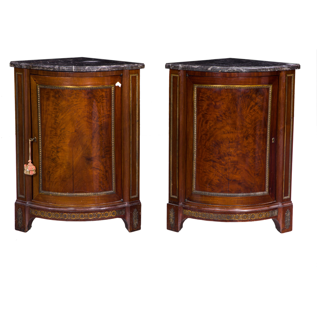 A PAIR OF LOUIS XV STYLE MARBLE 3a1955