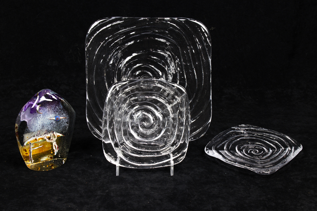  LOT OF 4 BELLUCCI ART GLASS PAPERWEIGHT 3a1aa3