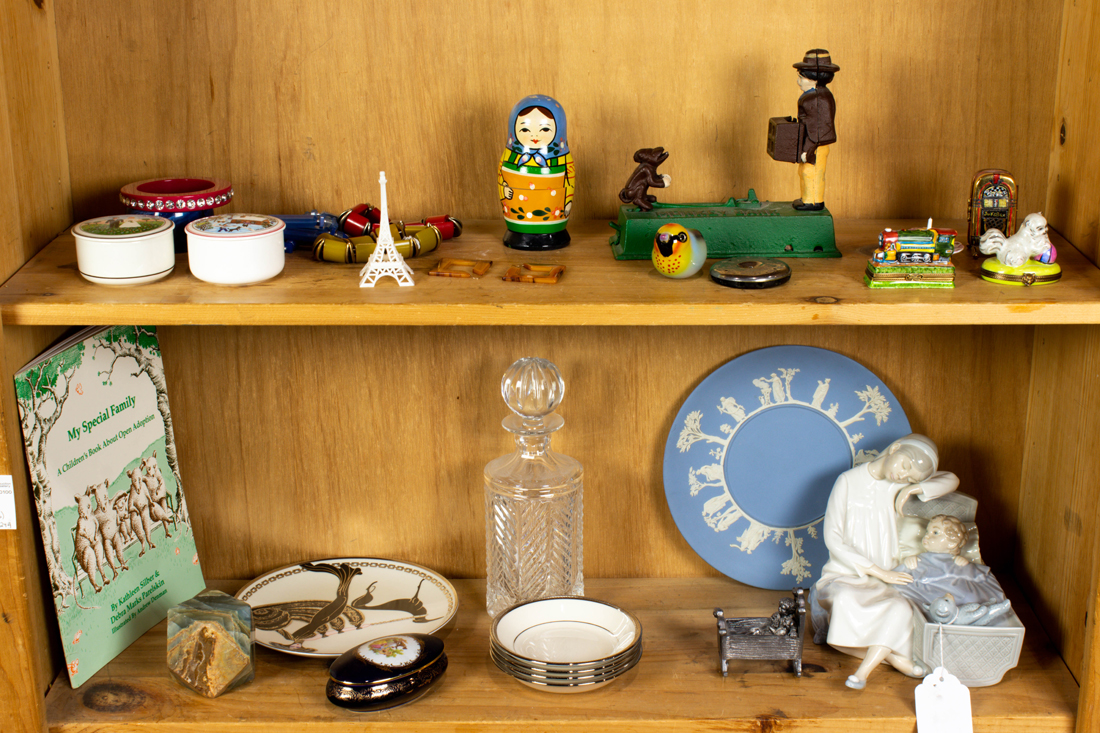 TWO SHELVES OF CERAMICS AND OTHER DECORATIVE