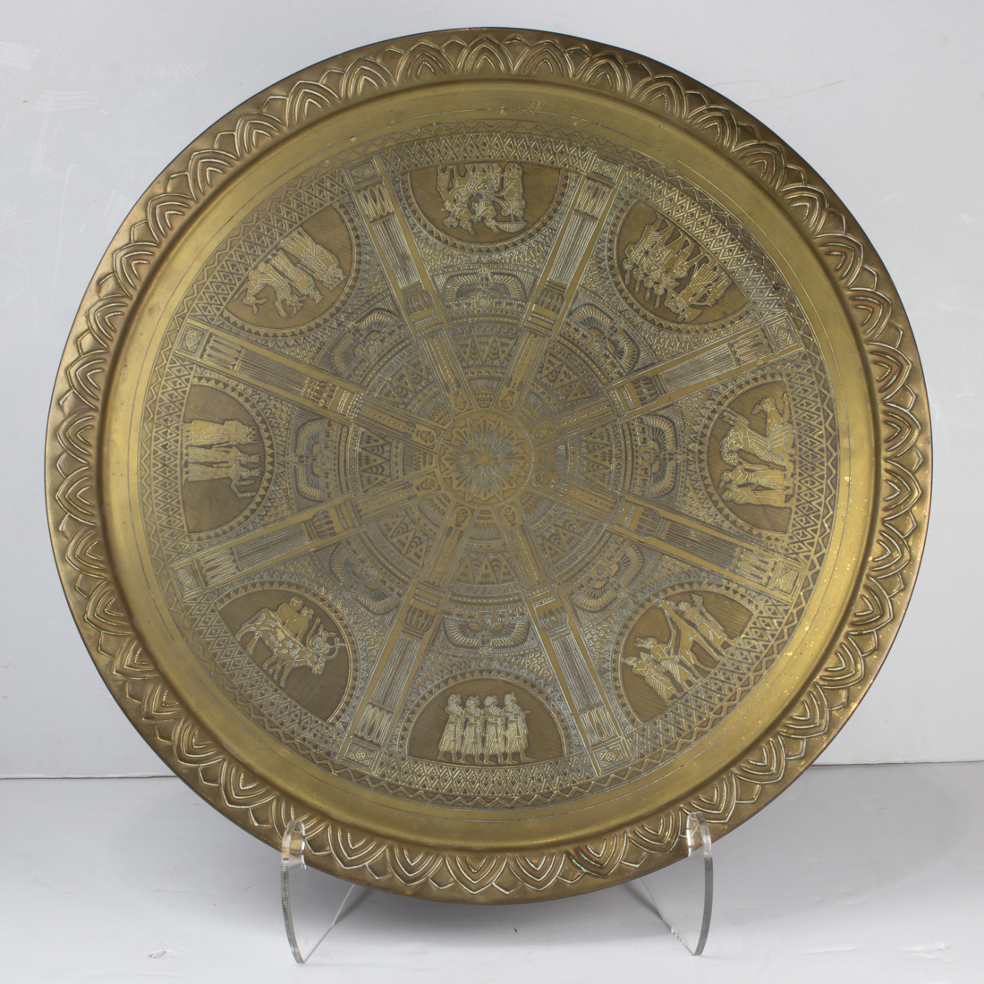 MIDDLE EASTERN ENGRAVED BRASS TRAY