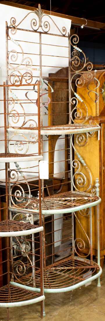 CONTINENTAL IRON AND COPPER BAKERS RACK