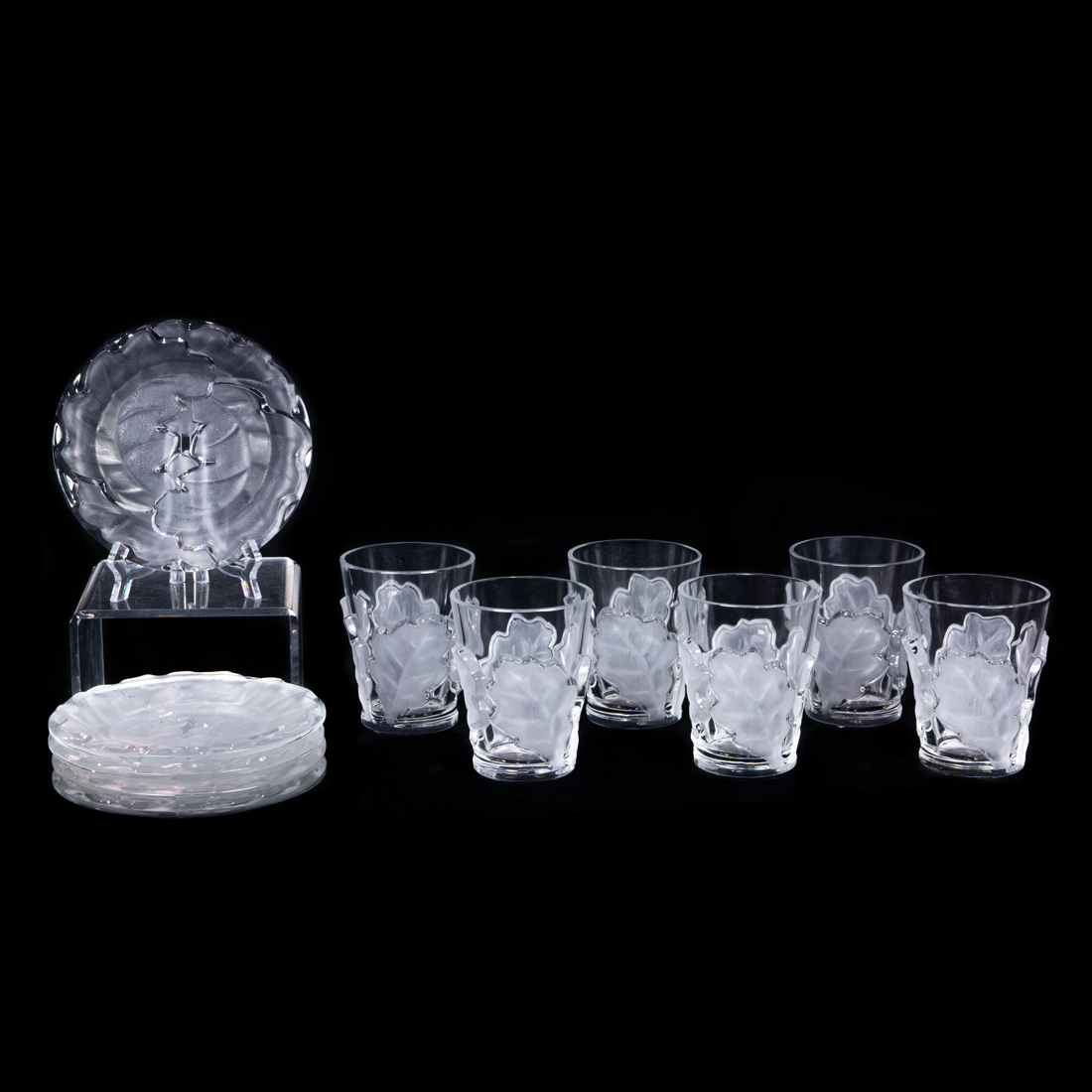 LALIQUE CHENE TUMBLERS AND LUNCHEON 3a1c28