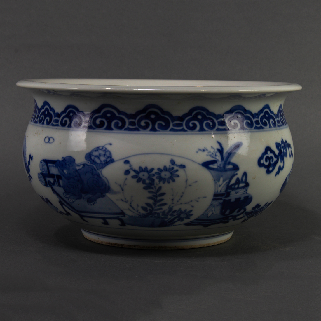 CHINESE UNDERGLAZE BLUE JARDINIERE