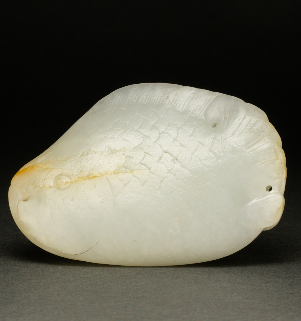 CHINESE WHITE JADE PEBBLE PENDANT 3a1d8f