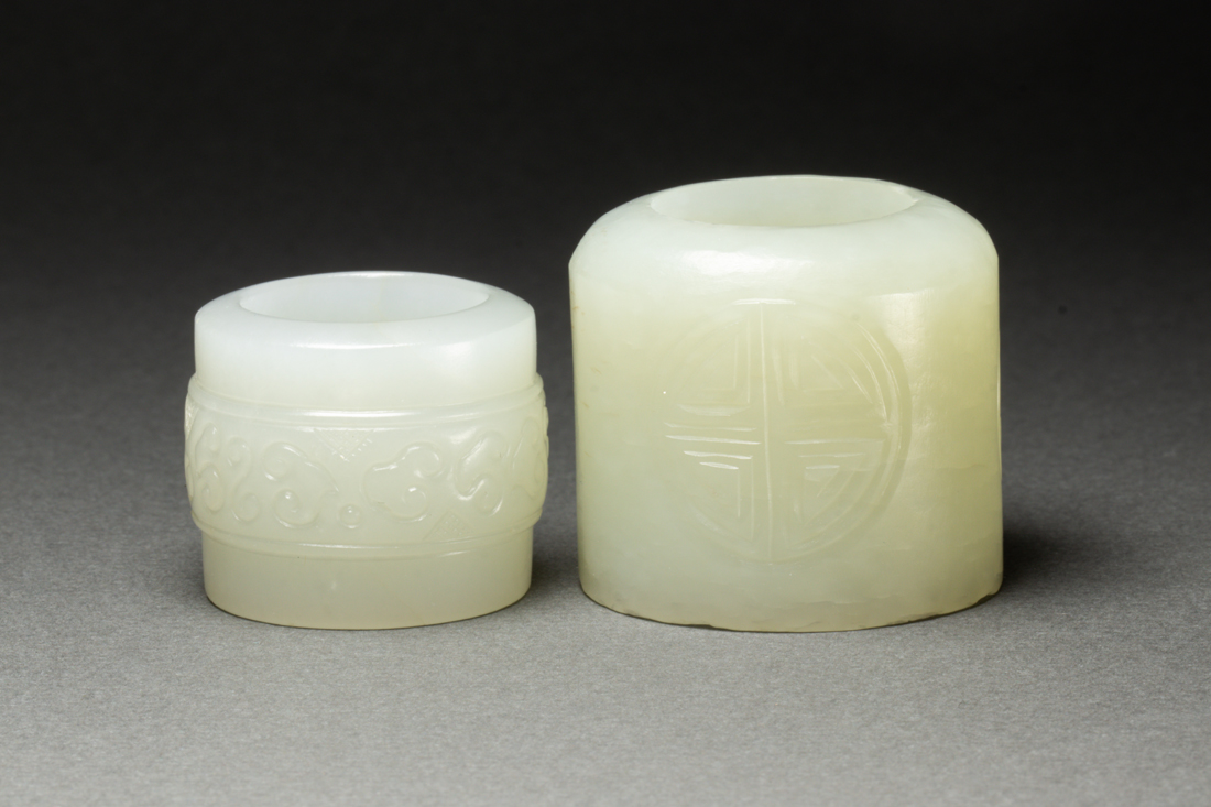  LOT OF 2 CHINESE WHITE JADE ARCHER S 3a1d9d