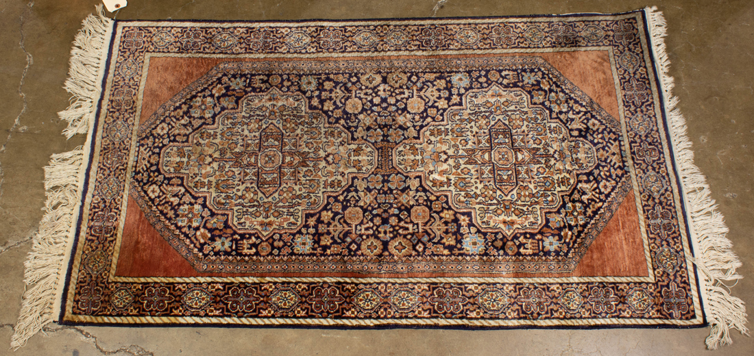 PARTIAL SILK FEREGHAN STYLE RUG 3a1f05