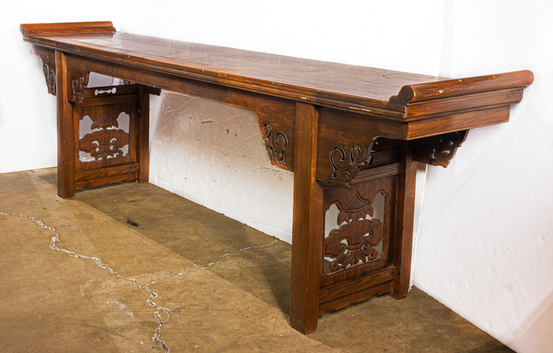 CHINESE ELM ALTAR TABLE Chinese 3a1f28