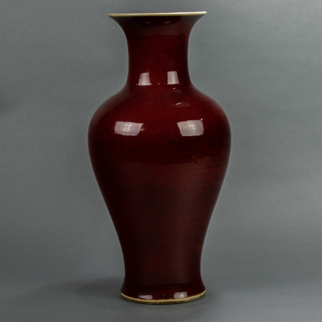 CHINESE OXBLOOD GLAZED VASE Chinese 3a1f54