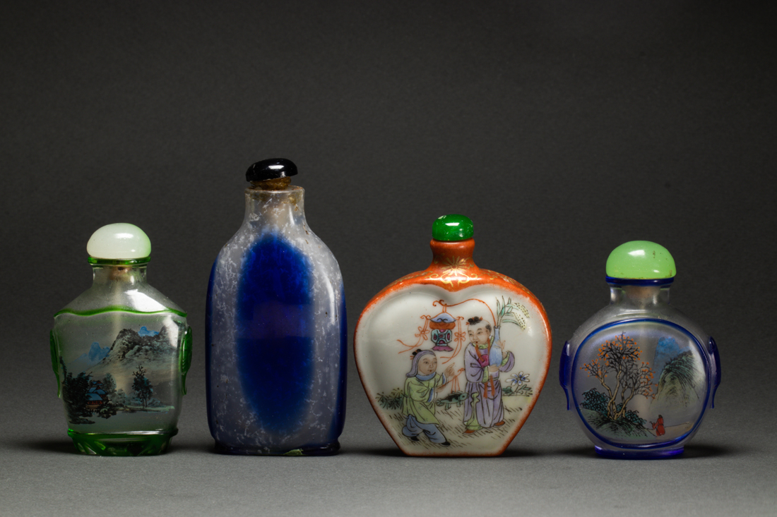 (LOT OF 4) CHINESE SNUFF BOTTLES