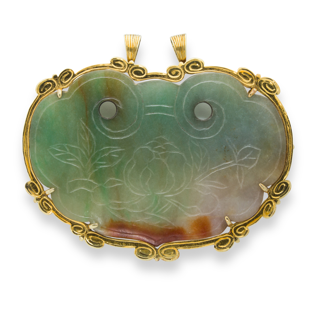 A JADE AND FOURTEEN KARAT GOLD