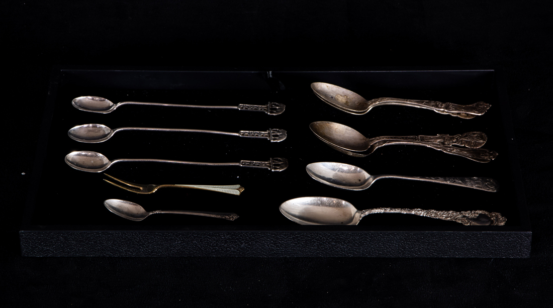  LOT OF 11 MOSTLY STERLING UTENSILS 3a20ed