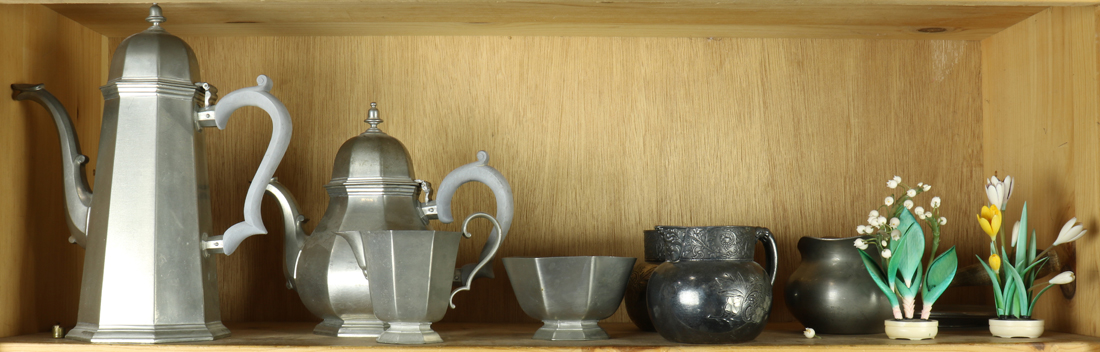 SHELF OF MOSTLY PEWTER TEA WARES 3a215c
