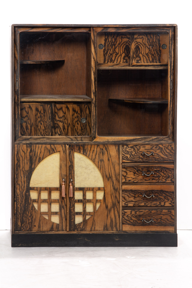 CHINESE HARDWOOD DISPLAY CABINET 3a223f