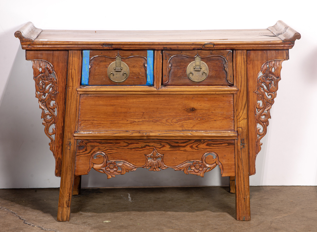 CHINESE HARDWOOD ALTAR COFFER Chinese 3a223b