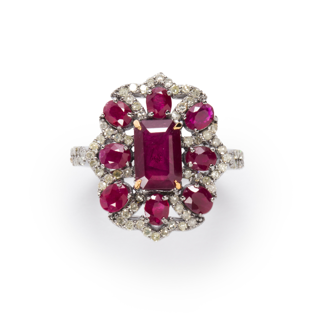 A RUBY AND DIAMOND RING A ruby