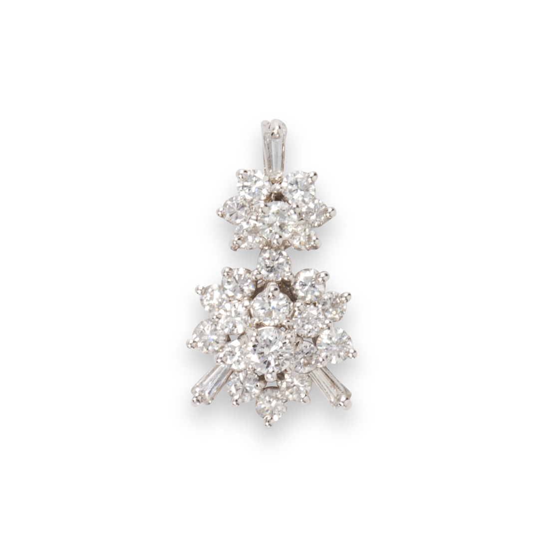 A DIAMOND AND EIGHTEEN KARAT WHITE 3a2257