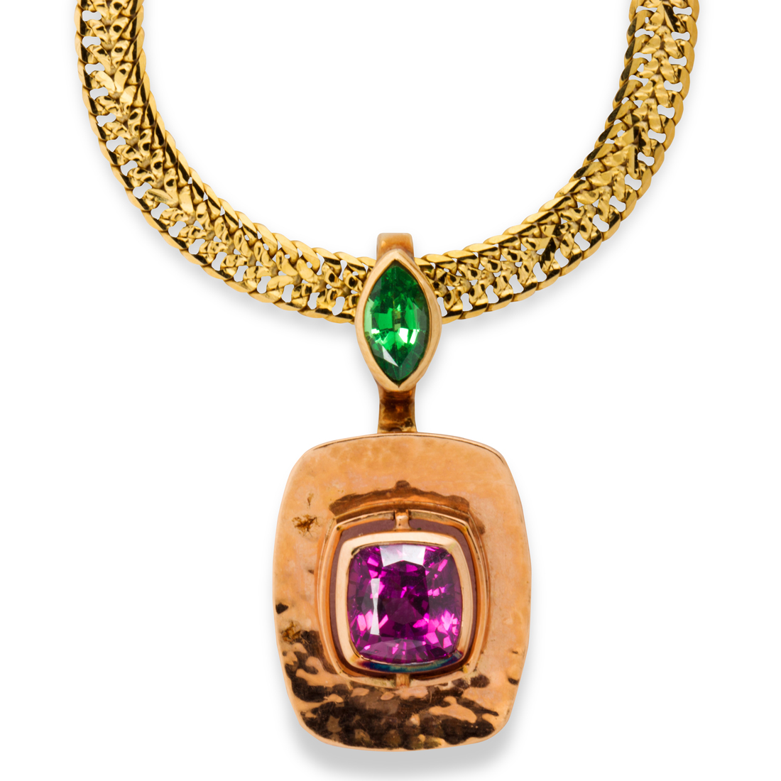 A PINK OR GREEN GARNET AND FOURTEEN