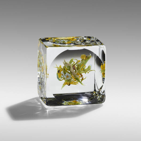 Paul Stankard. Paperweight. 1994,