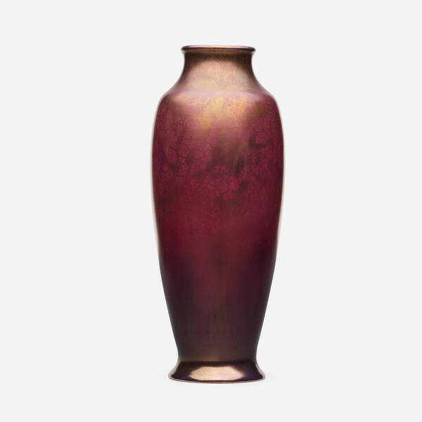 Roseville Pottery. tall Pauleo vase.