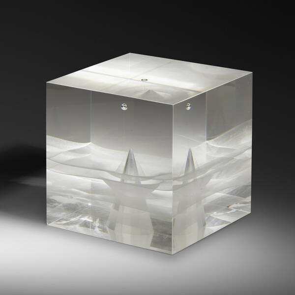 Steven Weinberg. Clear Cube. 2009,