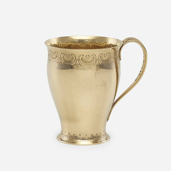 Tiffany & Co.. cup. 1907-47, 18k gold.