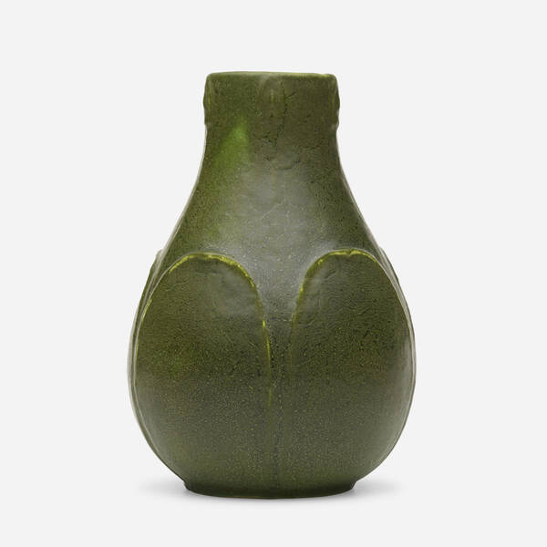 Grueby Faience Company. vase with leaves