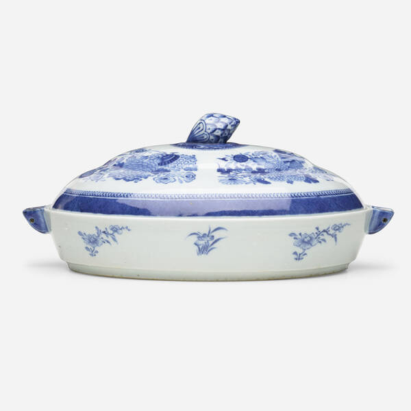 Chinese Export Blue and White 3a098d