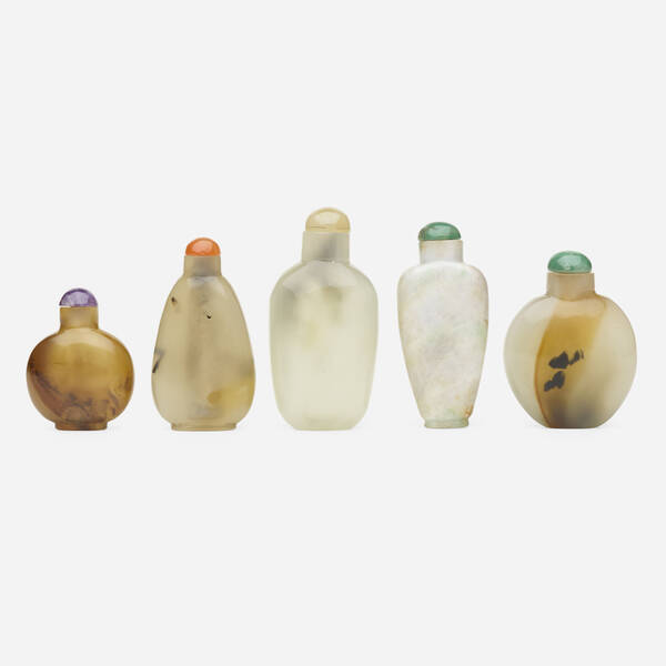 Chinese agate and jade snuff bottles  3a09aa