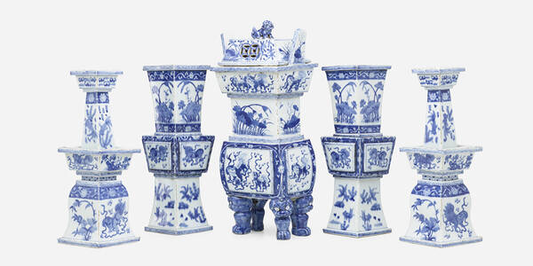 Chinese five piece Blue and White 3a09eb