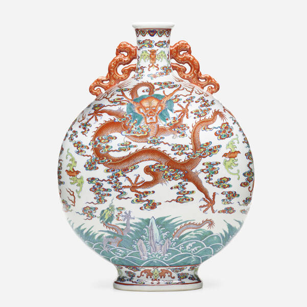 Chinese doucai Dragon moonflask  3a09f5