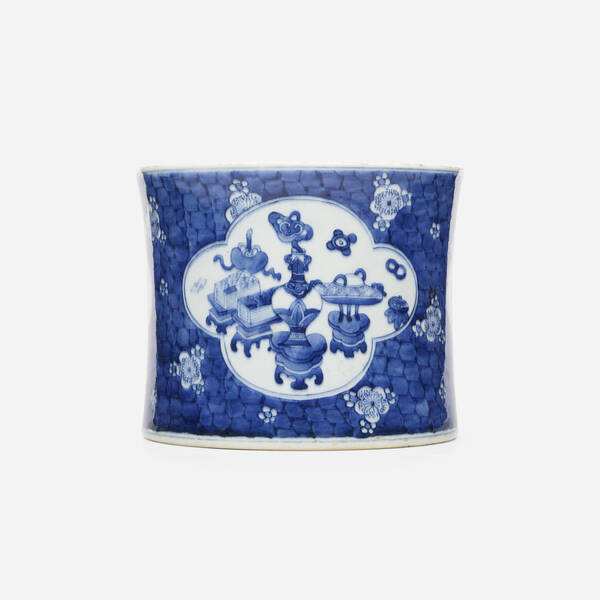 Chinese. Blue and White 100 Antiques