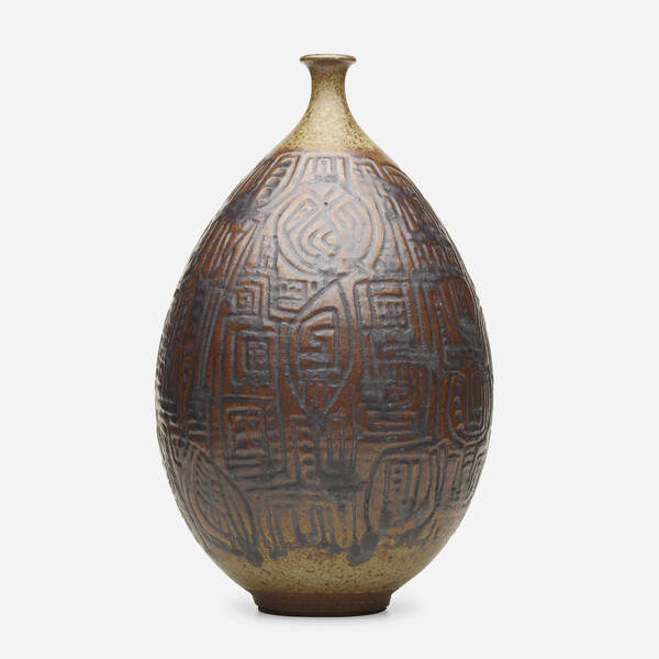 Peter Voulkos. Early rice bottle.
