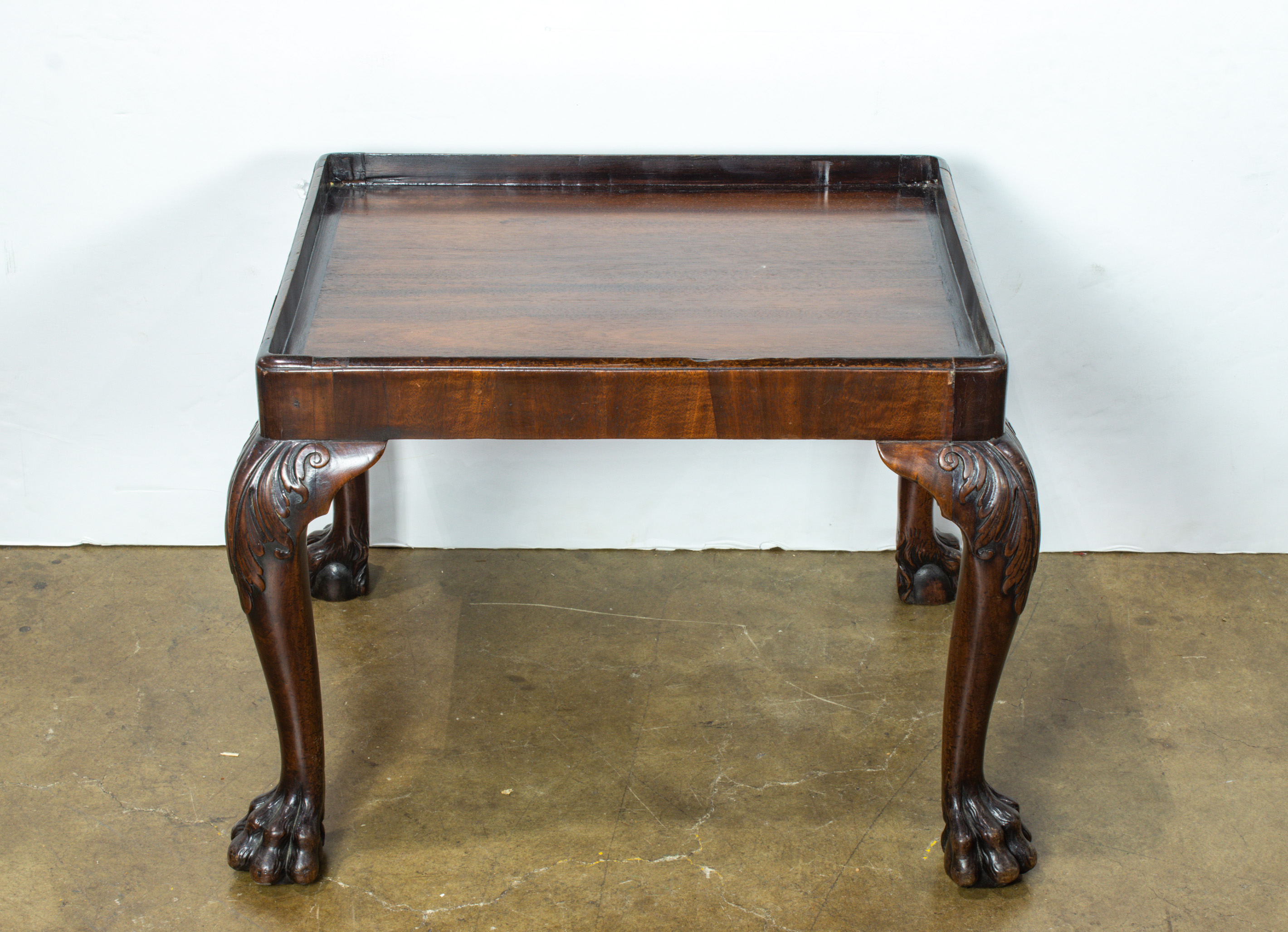 A CLASSICAL STYLE STOOL A Classical 3a3706