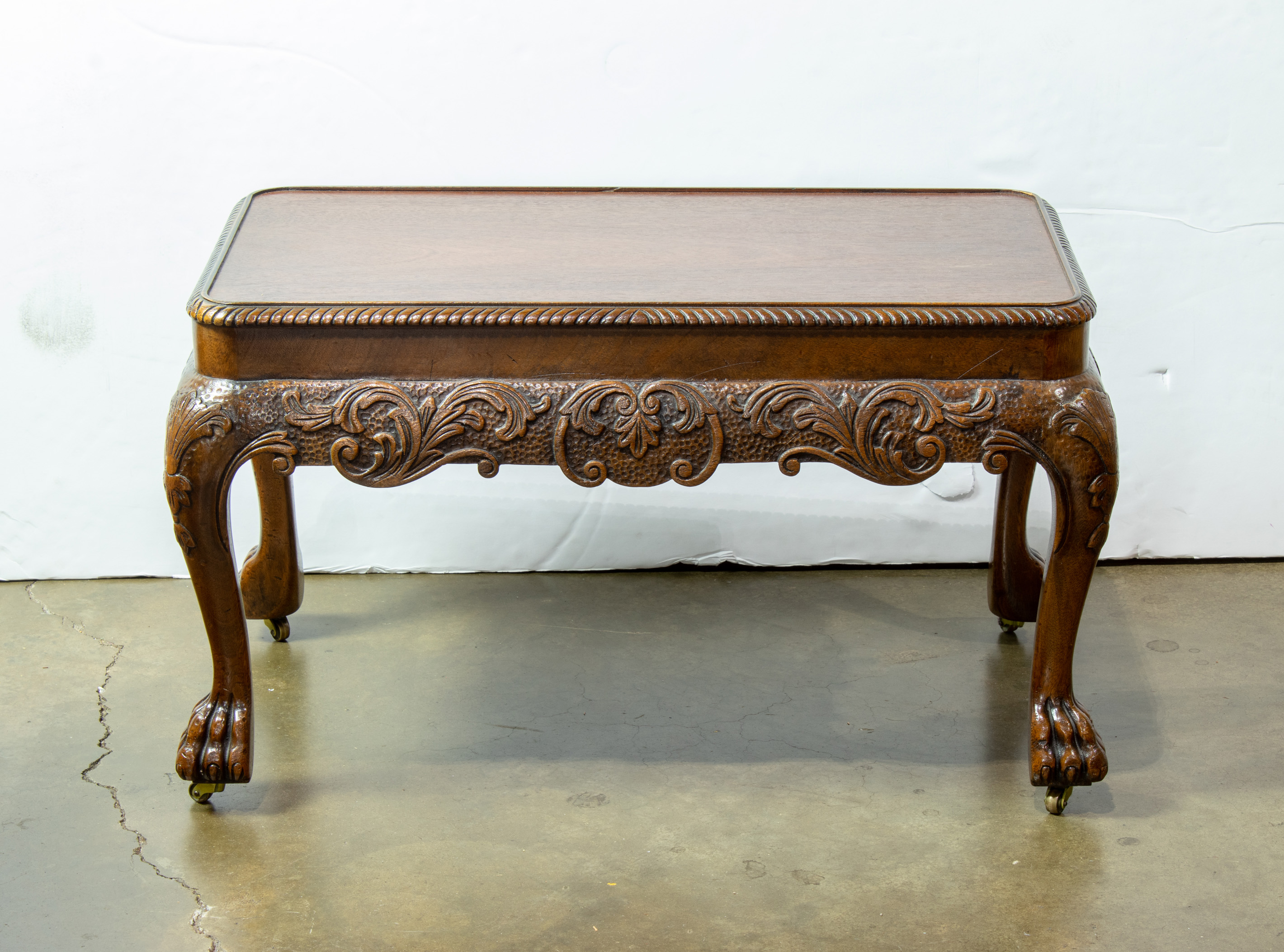 A CLASSICAL STYLE MAHOGANY BENCH 3a370a